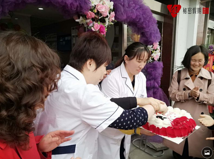 开调经馆选址黄金地段之美容院聚集的街区.jpg 开调经馆选址黄金地段之美容院聚集的街区.jpg